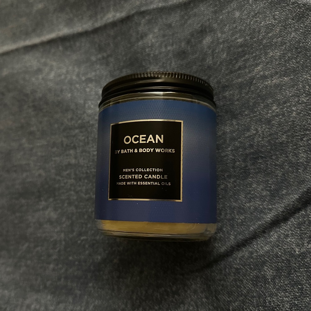 Bath & Body Works Ocean Candle - Deep Blue Men’s  Collection Scented Candle 7onz